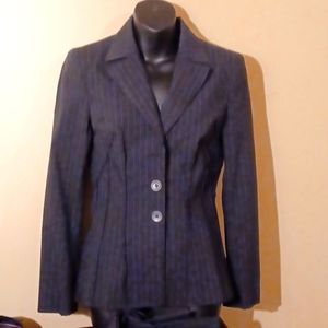 Bebe,black with blue pin stripes,pantsuit Sz.6